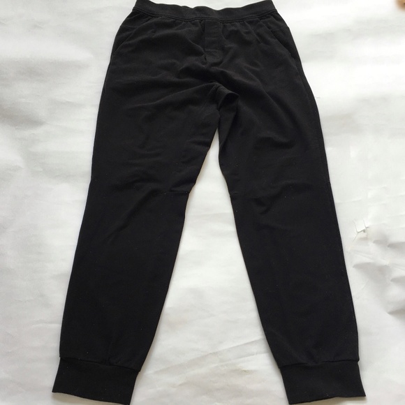 Lululemon Mens Black Athletic Jogger Pants Size Medium Front Pockets - Picture 1 of 6